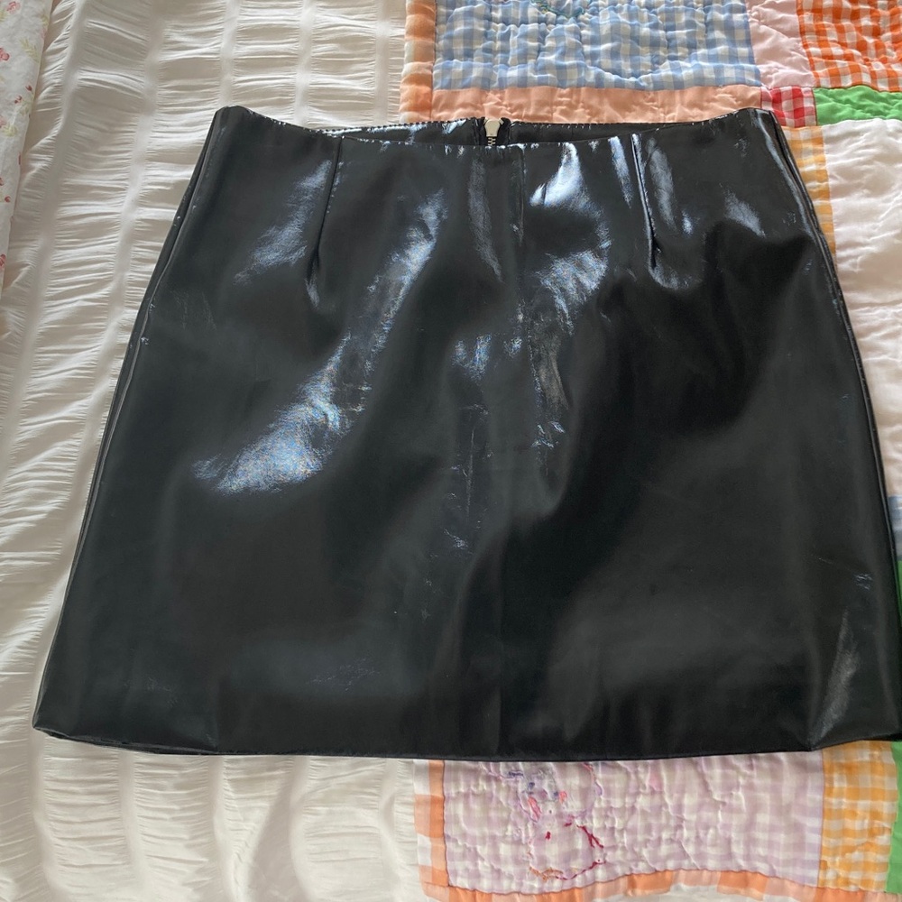 Forever 21 Shiny Black Mini Skirt